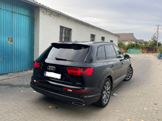 Audi Q7 foto 4