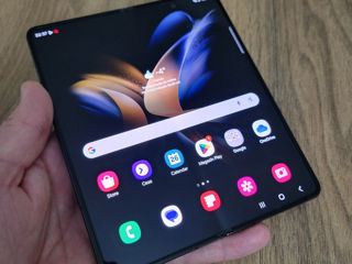 Samsung Galaxy Z FolD 4 12/512 GB