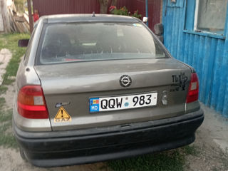 Opel Astra foto 3