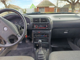 Nissan Sunny foto 6