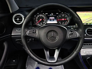 Mercedes E-Class foto 14