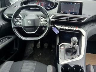 Peugeot 5008 foto 9