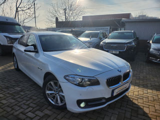 BMW 5 Series foto 5