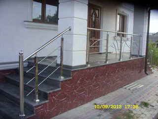 Balustrade din inox combinate cu sticlă, lemn. Перила из нержавейки комб. со стеклом, деревом. foto 6