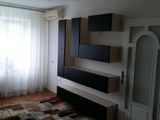 Apartament cu 3 odai, 80 mp, str. Andrei Doga foto 2