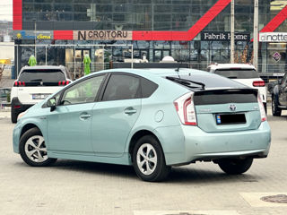 Toyota Prius foto 3