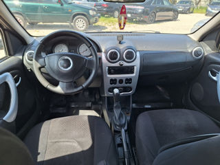 Dacia Logan foto 8