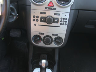 Opel Corsa foto 10