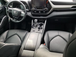 Toyota Highlander foto 8