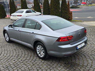 Volkswagen Passat foto 16