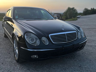 Mercedes E-Class foto 5