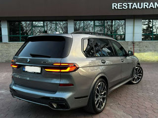 BMW X7 foto 3