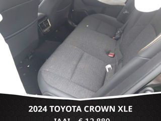 Toyota Crown foto 5