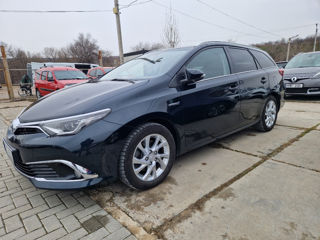 Toyota Auris foto 2