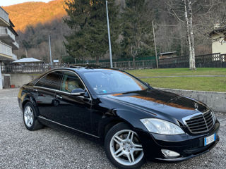 Mercedes S-Class