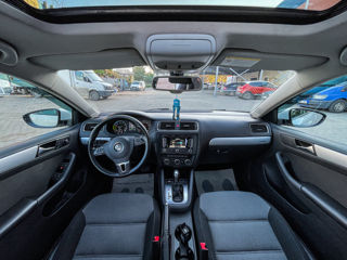 Volkswagen Jetta foto 12