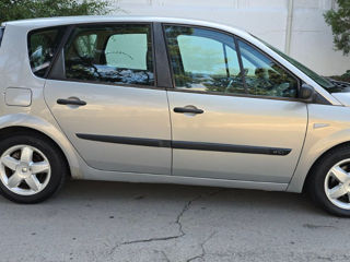 Renault Scenic foto 5