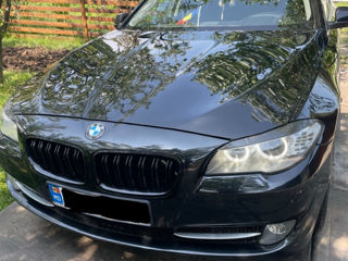 BMW 5 Series foto 1