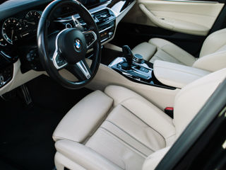 BMW 5 Series foto 7