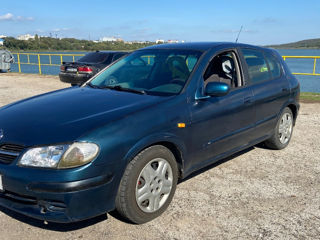 Nissan Almera foto 5