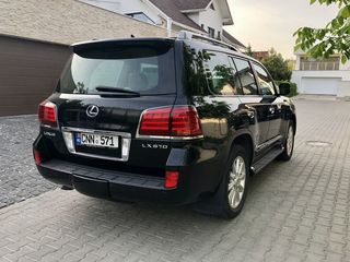 Lexus LX Series foto 4