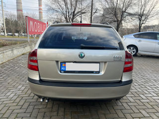 Skoda Octavia foto 6