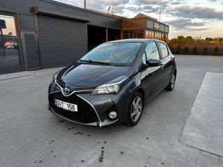 Toyota Yaris foto 2