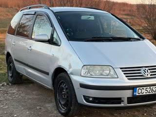 Volkswagen Sharan foto 2