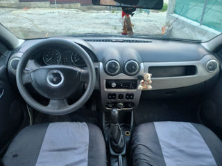 Dacia Logan foto 7