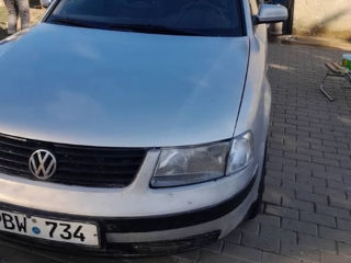 Volkswagen Passat foto 2