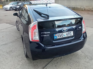 Toyota Prius foto 4