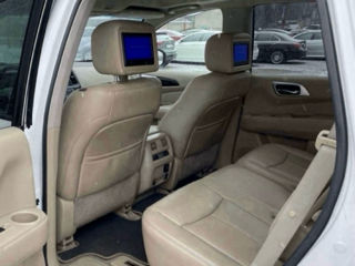 Nissan Pathfinder foto 8