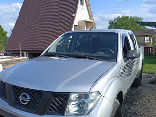 Nissan Navara foto 2