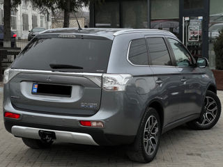 Mitsubishi Outlander foto 5