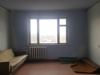 De vinzare apartament cu o odaie, 143 seria 15 Mcr., Cahul foto 1