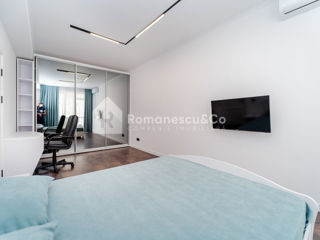 Apartament cu 2 camere, 70 m², Centru, Chișinău foto 3