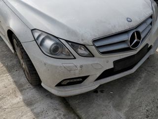 Mercedes E-Class foto 2