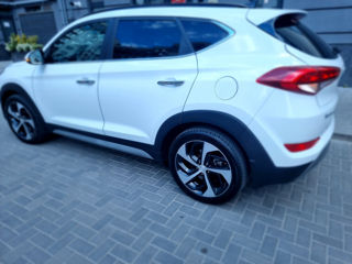 Hyundai Tucson foto 2