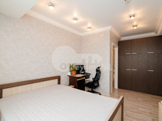Apartament cu 3 camere, 135 m², Centru, Chișinău foto 15