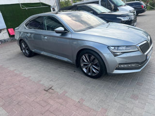 Skoda Superb foto 9