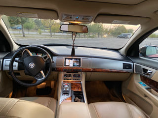 Jaguar XF foto 6