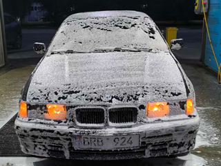 BMW 3 Series foto 7