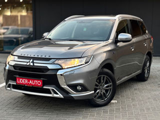 Mitsubishi Outlander foto 3