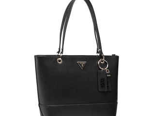 Guess Tote