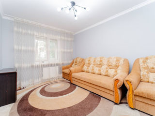 Apartament cu 3 camere, 70 m², Buiucani, Chișinău foto 11