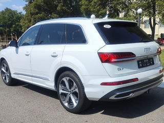 Audi Q7 foto 8