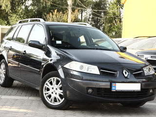 Renault Megane foto 2