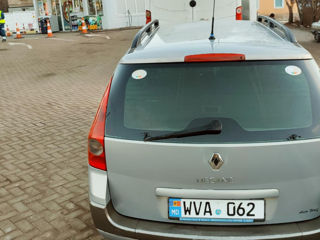 Renault Megane foto 2