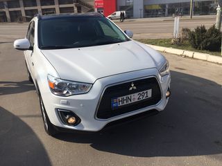 Mitsubishi ASX foto 1