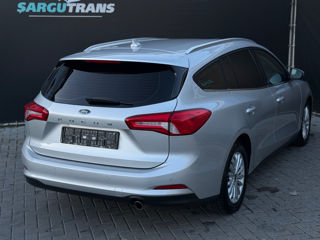 Ford Focus foto 4